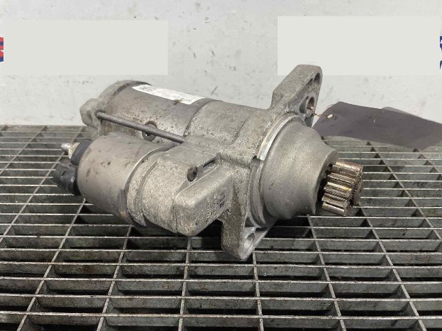 bontott VW PASSAT B8 Önindító