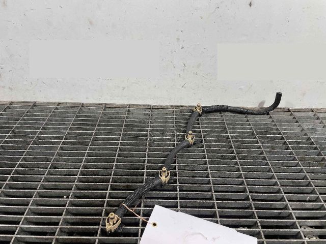 bontott VW PASSAT B8 Résolajcső