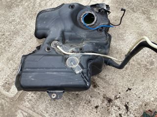 bontott VW PASSAT B8 Tank