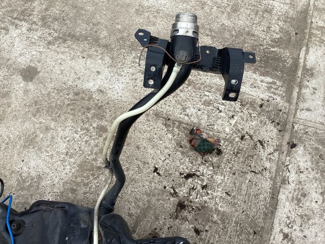 bontott VW PASSAT B8 Tank