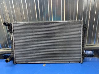 bontott VW PASSAT B8 Vízhűtő Radiátor (Klímás)