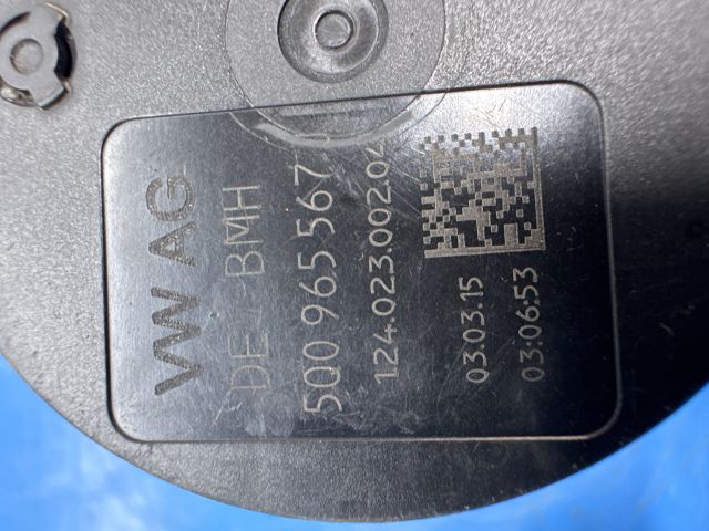 bontott VW PASSAT B8 Vízpumpa