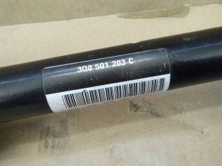 bontott VW PASSAT B8 Bal hátsó Féltengely