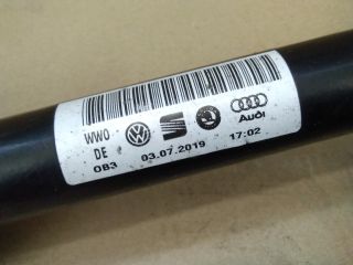 bontott VW PASSAT B8 Bal hátsó Féltengely