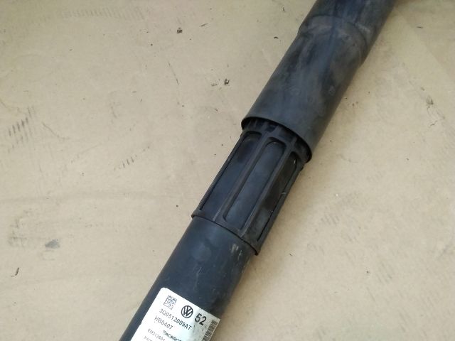 bontott VW PASSAT B8 Bal hátsó Lengéscsillapító