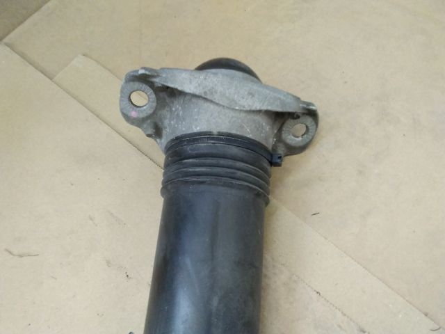 bontott VW PASSAT B8 Bal hátsó Lengéscsillapító