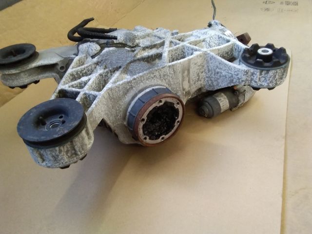 bontott VW PASSAT B8 Hátsó Differenciálmű