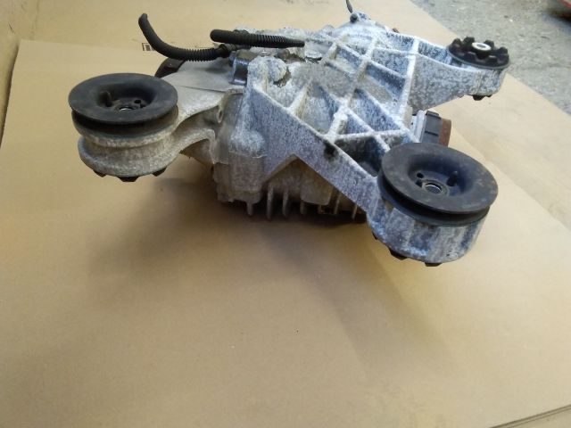 bontott VW PASSAT B8 Hátsó Differenciálmű