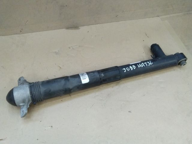 bontott VW PASSAT B8 Jobb hátsó Lengéscsillapító