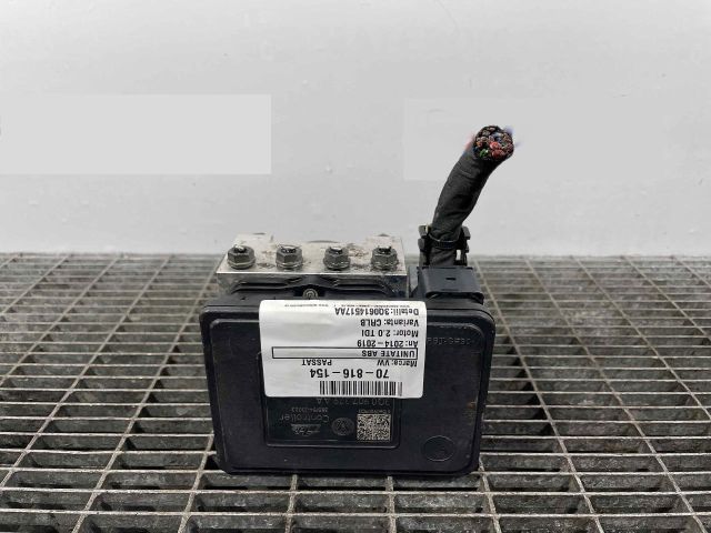 bontott VW PASSAT B8 ABS Kocka