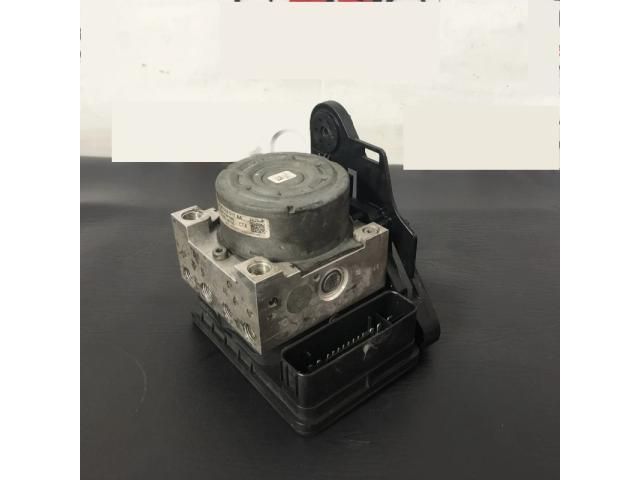 bontott VW PASSAT B8 ABS Kocka