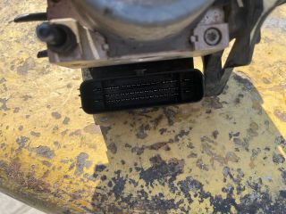 bontott VW PASSAT B8 ABS Kocka