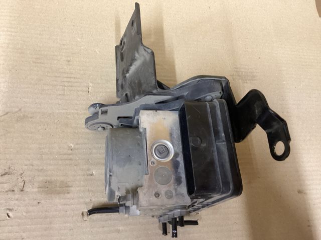 bontott VW PASSAT B8 ABS Kocka