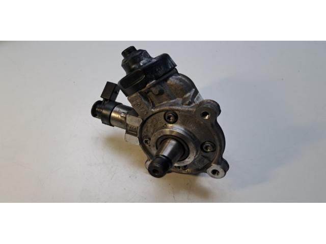 bontott VW PASSAT B8 Adagoló