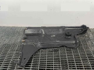 bontott VW PASSAT B8 Alsó Motorburkolat