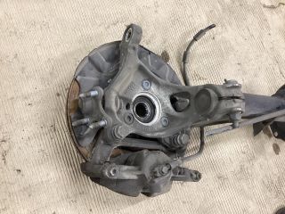 bontott VW PASSAT B8 Bal első Csonkállvány Kerékaggyal