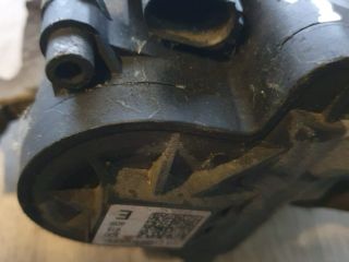 bontott VW PASSAT B8 Bal első Féknyereg Munkahengerrel