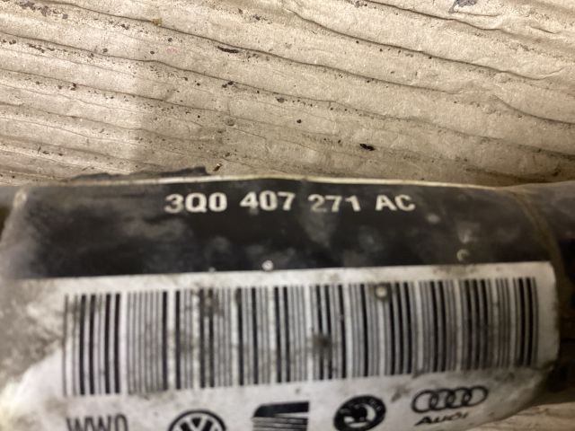 bontott VW PASSAT B8 Bal Féltengely