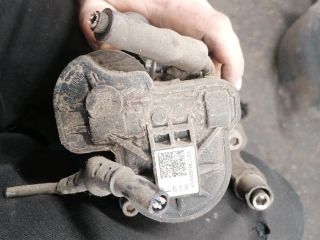 bontott VW PASSAT B8 Bal hátsó Féknyereg Munkahengerrel