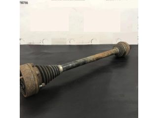 bontott VW PASSAT B8 Bal hátsó Féltengely