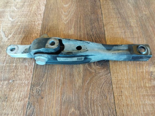 bontott VW PASSAT B8 Billenésgátló Bak