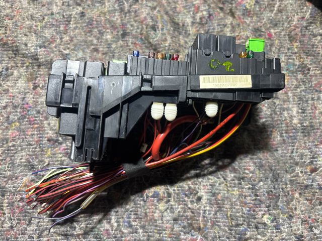 bontott VW PASSAT B8 Biztosítéktábla Motortér