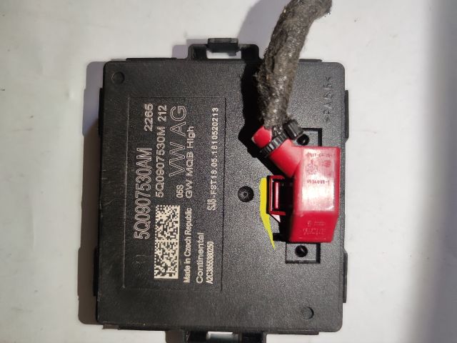 bontott VW PASSAT B8 CANBUS Elektronika