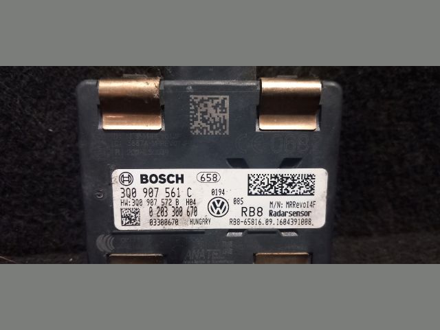 bontott VW PASSAT B8 Distronic Vezérlő Panel