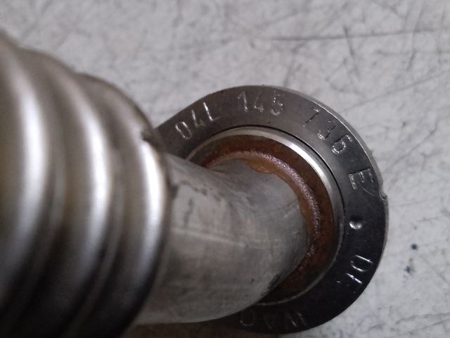 bontott VW PASSAT B8 EGR Hűtő Cső