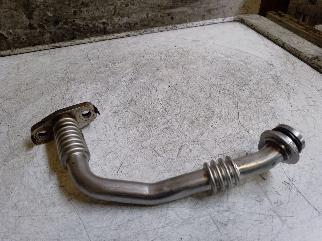 bontott VW PASSAT B8 EGR Hűtő Cső