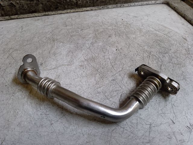 bontott VW PASSAT B8 EGR Hűtő Cső