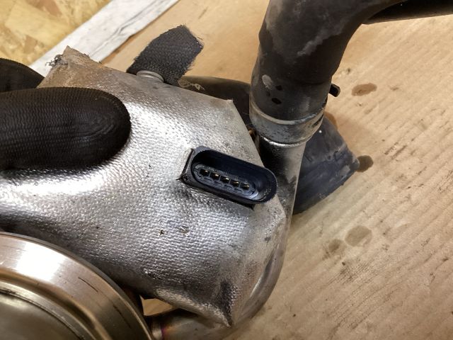 bontott VW PASSAT B8 EGR Hűtő