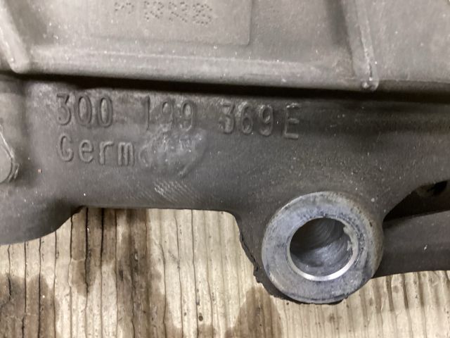 bontott VW PASSAT B8 Első Bölcső