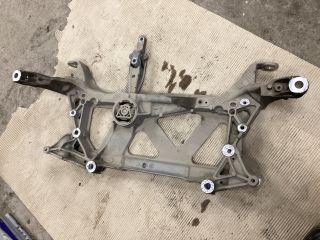 bontott VW PASSAT B8 Első Bölcső