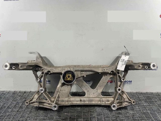 bontott VW PASSAT B8 Első Bölcső