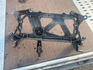 bontott VW PASSAT B8 Első Bölcső