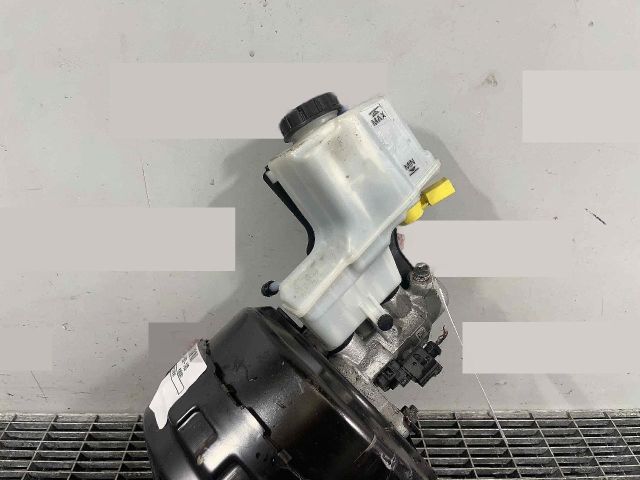 bontott VW PASSAT B8 Főfékhenger