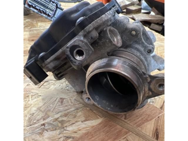 bontott VW PASSAT B8 Fojtószelep (Elektromos)