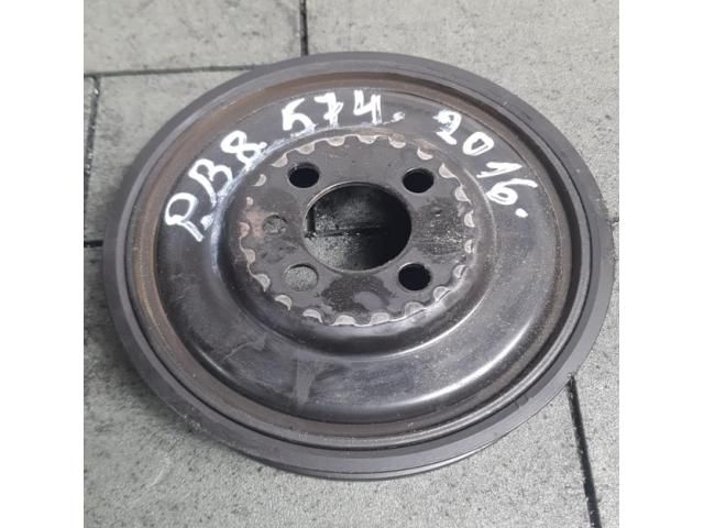 bontott VW PASSAT B8 Főtengely Szíjtárcsa