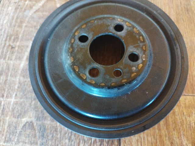 bontott VW PASSAT B8 Főtengely Szíjtárcsa