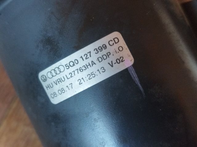 bontott VW PASSAT B8 Gázolajszűrő Ház