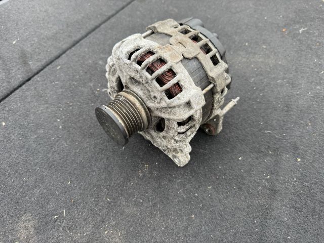bontott VW PASSAT B8 Generátor