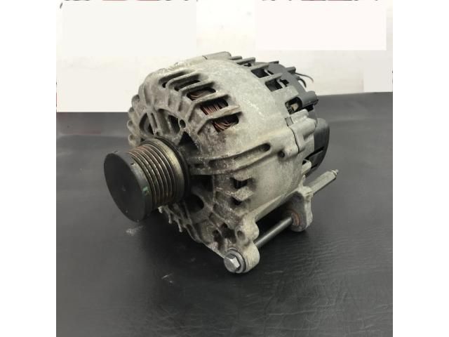 bontott VW PASSAT B8 Generátor