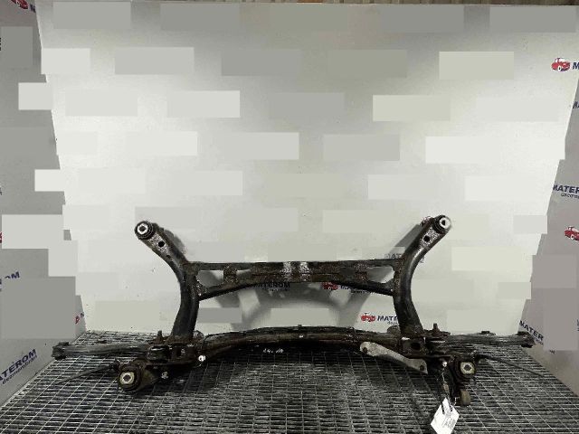 bontott VW PASSAT B8 Hátsó Bölcső