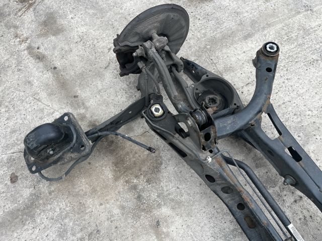 bontott VW PASSAT B8 Hátsó Híd (Tárcsafékes)