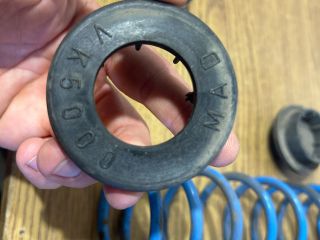 bontott VW PASSAT B8 Hátsó Rugó