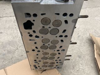 bontott VW PASSAT B8 Hengerfej