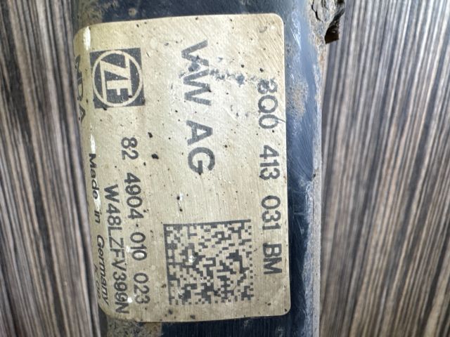 bontott VW PASSAT B8 Jobb első Csonkállvány Kerékaggyal