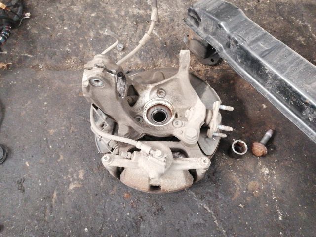 bontott VW PASSAT B8 Jobb első Csonkállvány Kerékaggyal