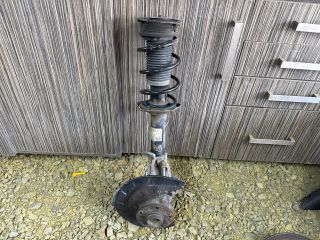 bontott VW PASSAT B8 Jobb első Csonkállvány Kerékaggyal